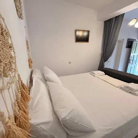 Francis Traditional Karpathian House Σπίτι διακοπών Μενετές