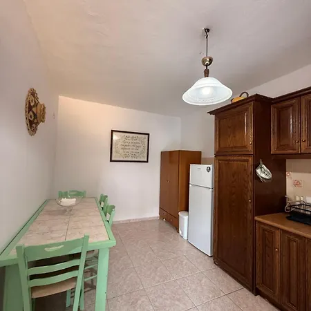 Σπίτι διακοπών Francis Traditional Karpathian House Μενετές