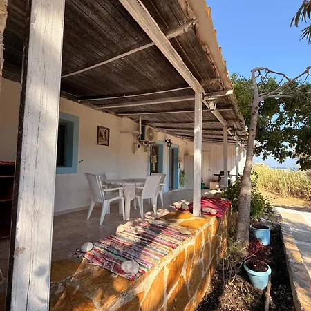 Σπίτι διακοπών Francis Traditional Karpathian House *